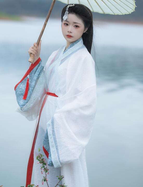 一个人在线观看的视频全免费